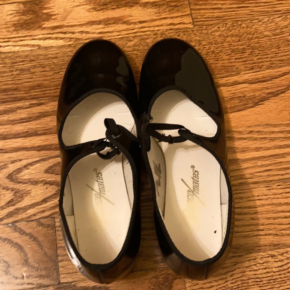 Girl dance shoes